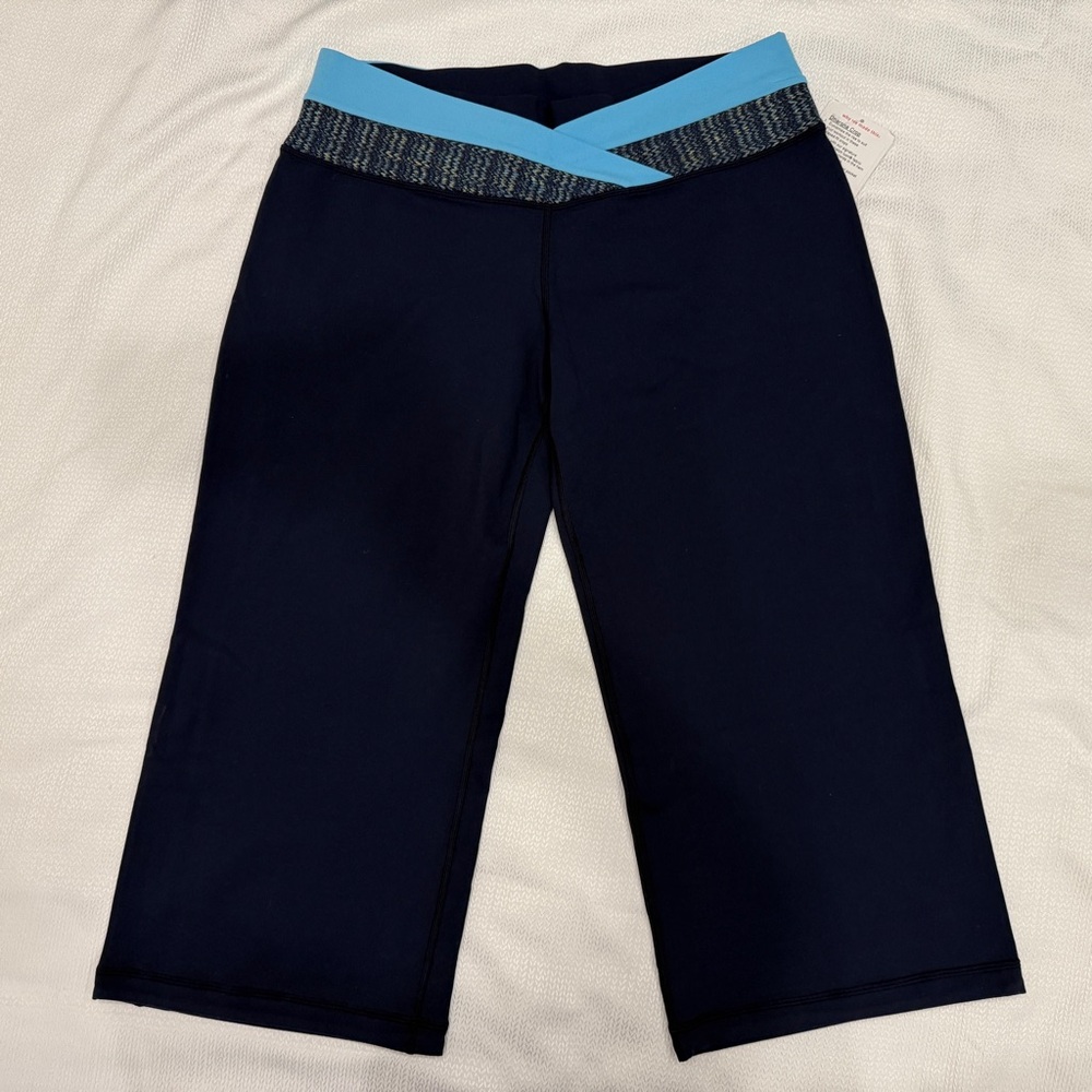 Dharana 12 NWT women navy and sky blue lululemon